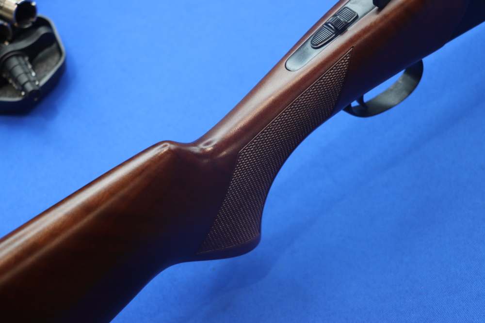 CZ USA Model DRAKE Shotgun 12GA O/U 28" Vent Rib 5-Choke NEW Wood Stock NIB-img-4