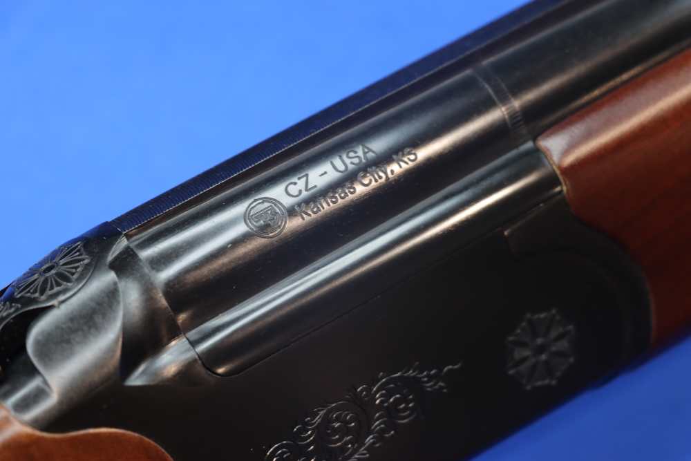 CZ USA Model DRAKE Shotgun 12GA O/U 28" Vent Rib 5-Choke NEW Wood Stock NIB-img-40