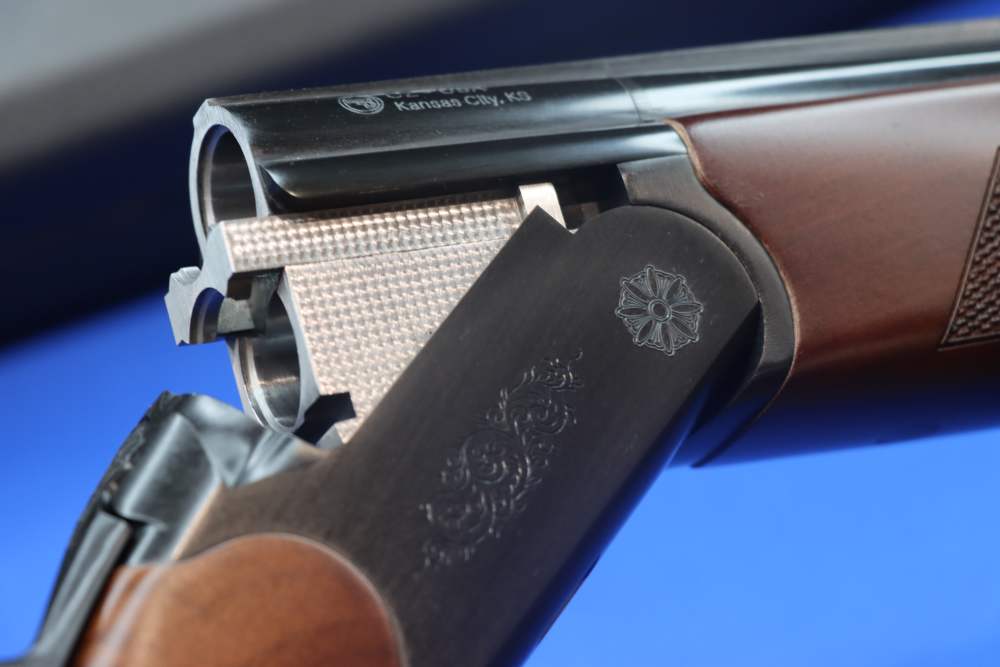CZ USA Model DRAKE Shotgun 12GA O/U 28" Vent Rib 5-Choke NEW Wood Stock NIB-img-43
