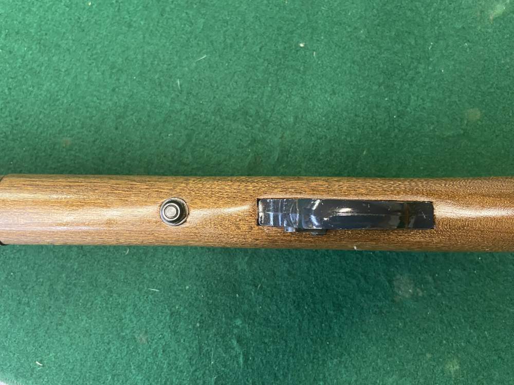 Crossman 140 22 cal. Air rifle-img-10