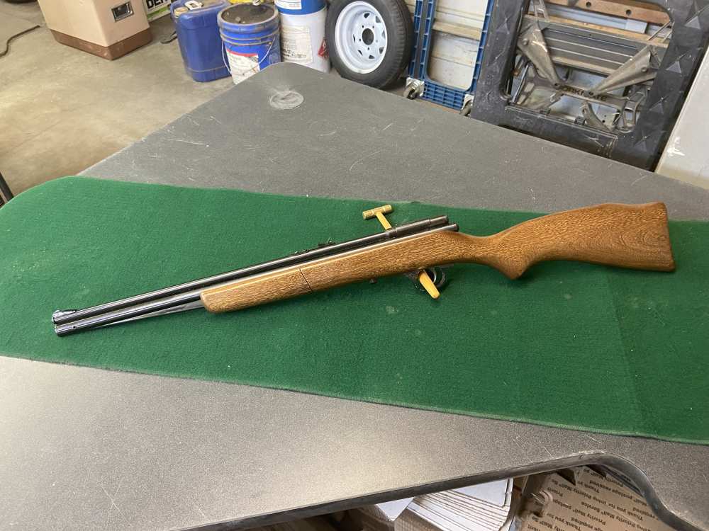 Crossman 140 22 cal. Air rifle-img-5
