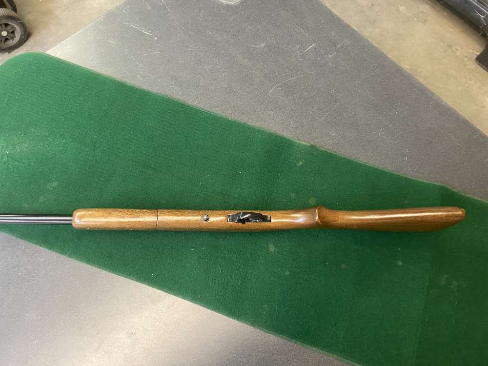Crossman 140 22 cal. Air rifle-img-9