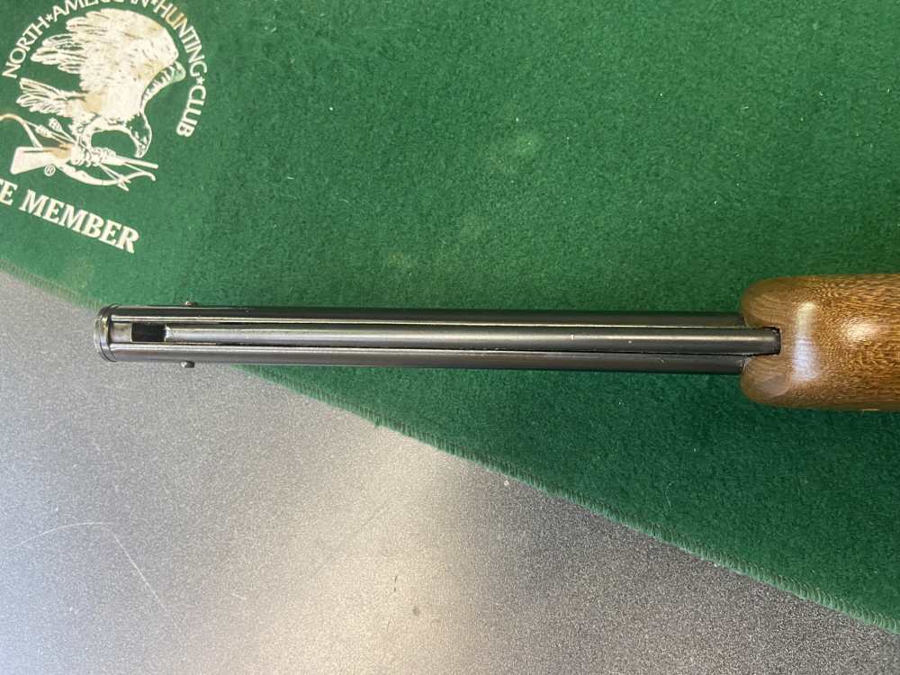 Crossman 140 22 cal. Air rifle-img-11