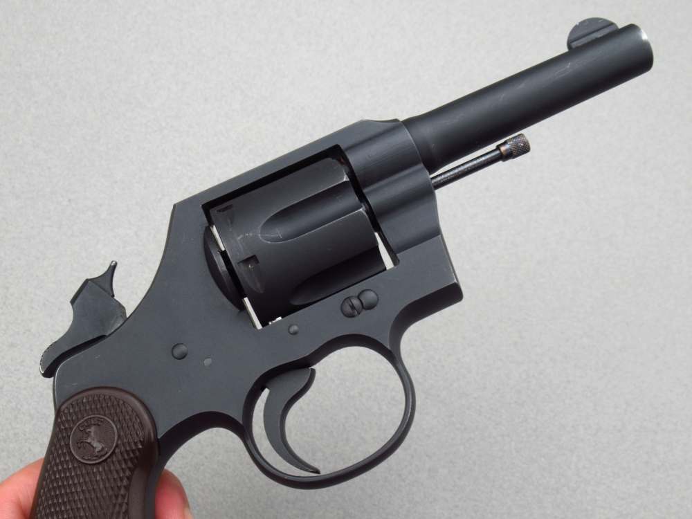 Very Nice 1943 WWII US Army Colt Commando 38 special revolver 1911-img-44