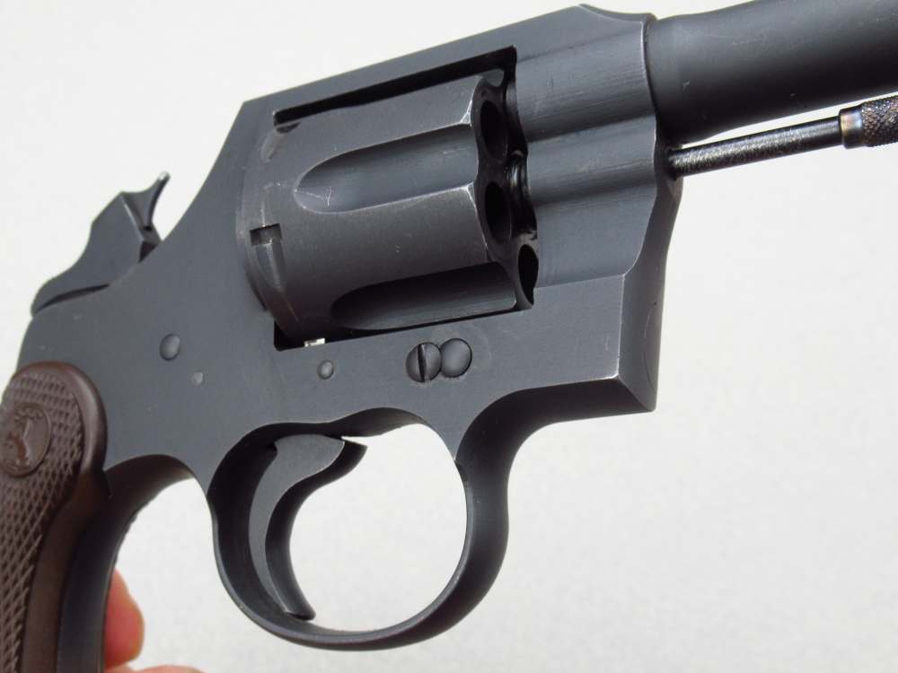 Very Nice 1943 WWII US Army Colt Commando 38 special revolver 1911-img-51
