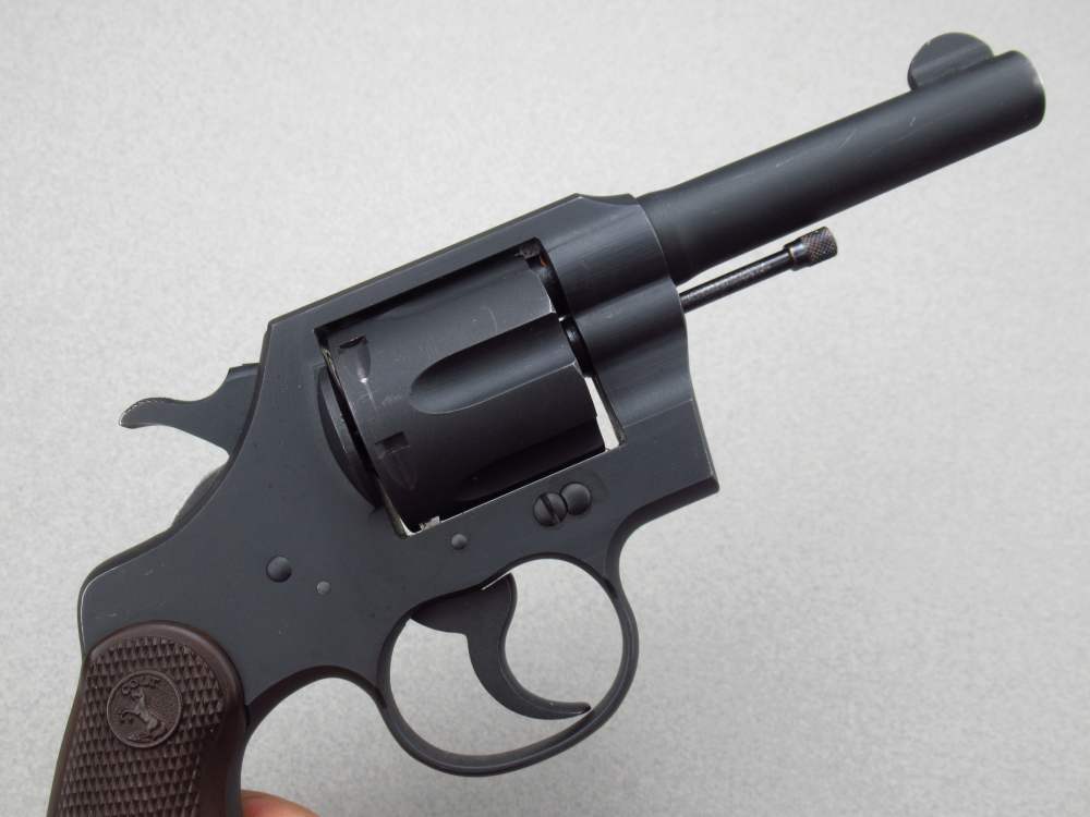 Very Nice 1943 WWII US Army Colt Commando 38 special revolver 1911-img-71