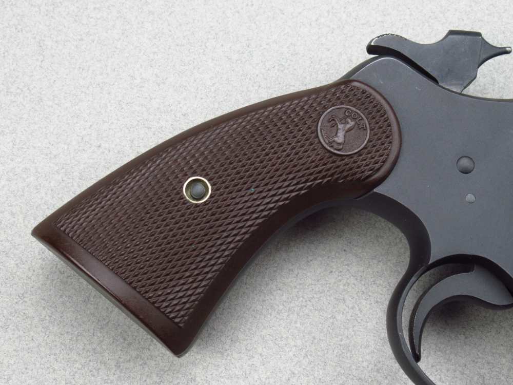 Very Nice 1943 WWII US Army Colt Commando 38 special revolver 1911-img-43