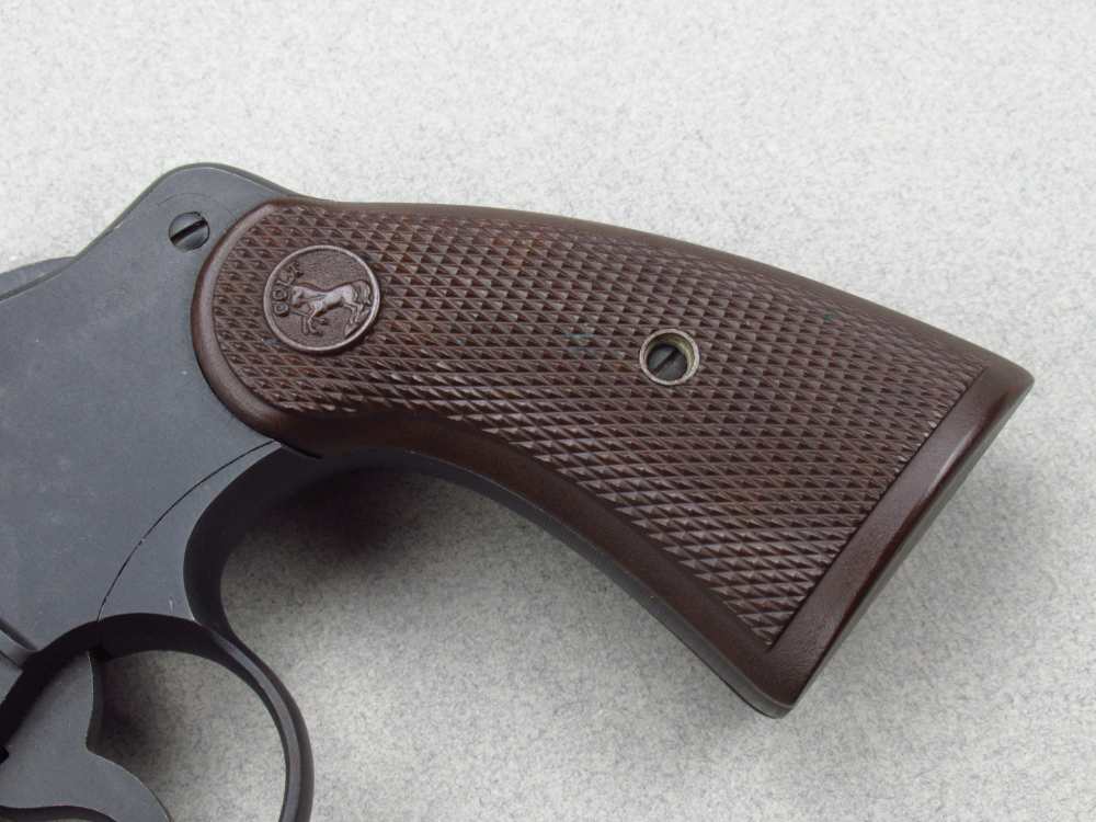 Very Nice 1943 WWII US Army Colt Commando 38 special revolver 1911-img-8
