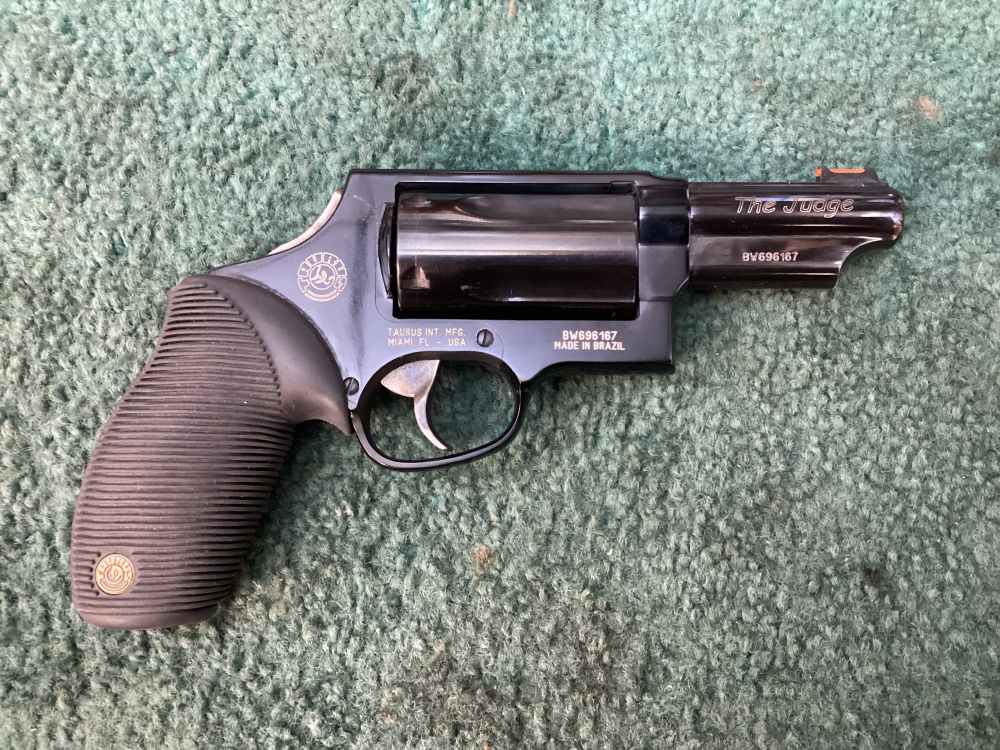 Pre-owned Taurus"The Judge" Ultra-Lite in .45 LC AND .410-img-1