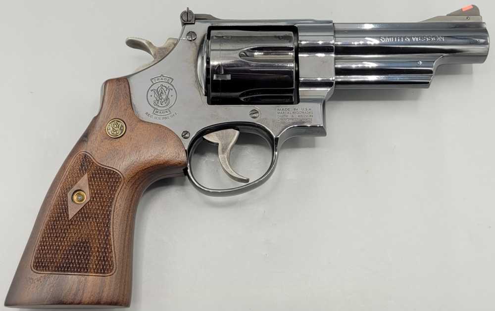 Smith & Wesson Model 29-10 .44 Magnum 4" -img-1
