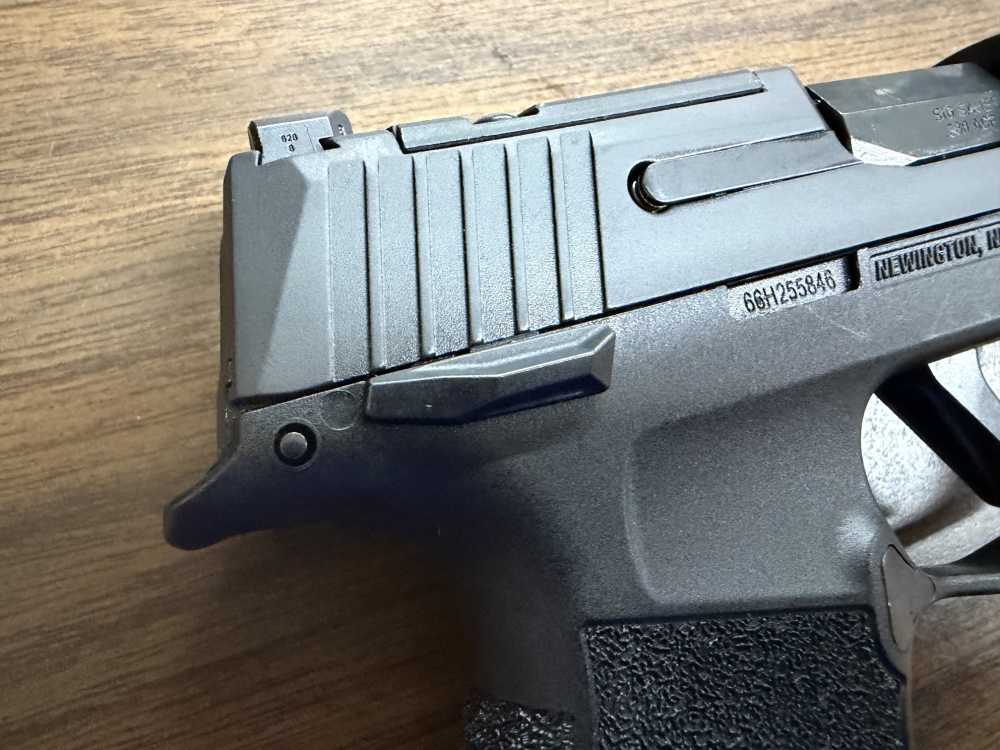 Sig Sauer P365XL Comp .380 ACP 3.1" Night Sights Optic Ready 12+1-img-10
