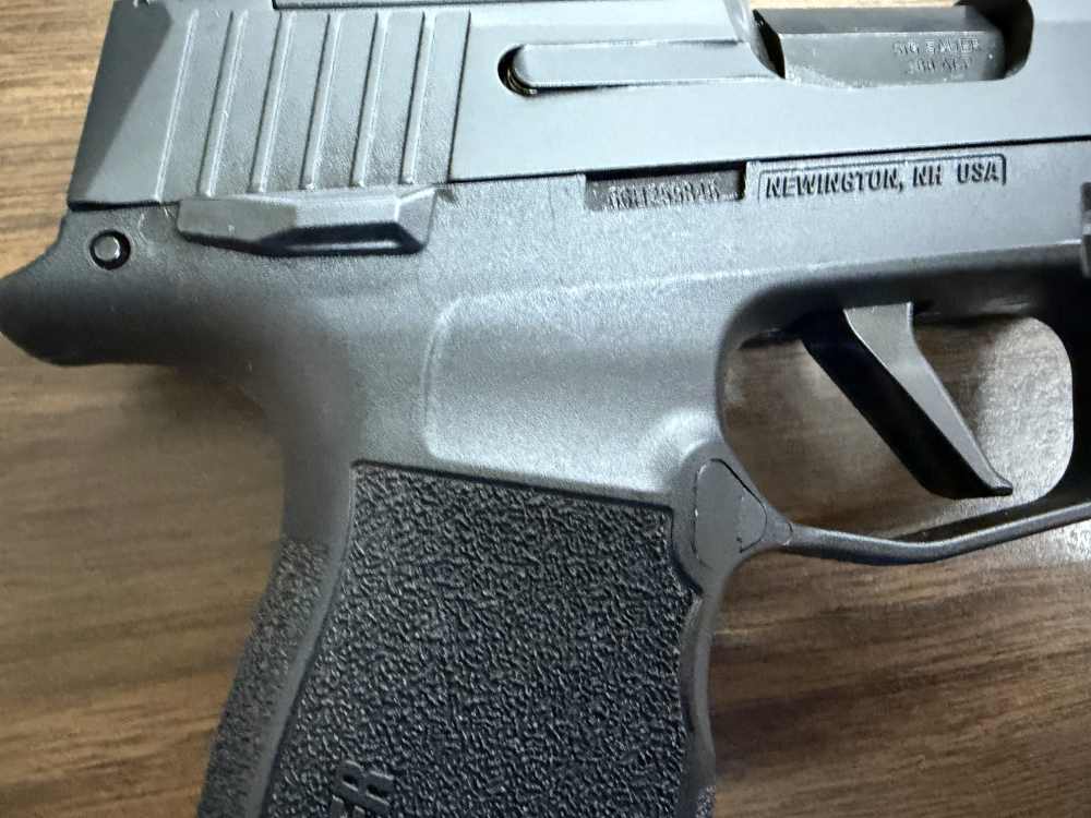 Sig Sauer P365XL Comp .380 ACP 3.1" Night Sights Optic Ready 12+1-img-9