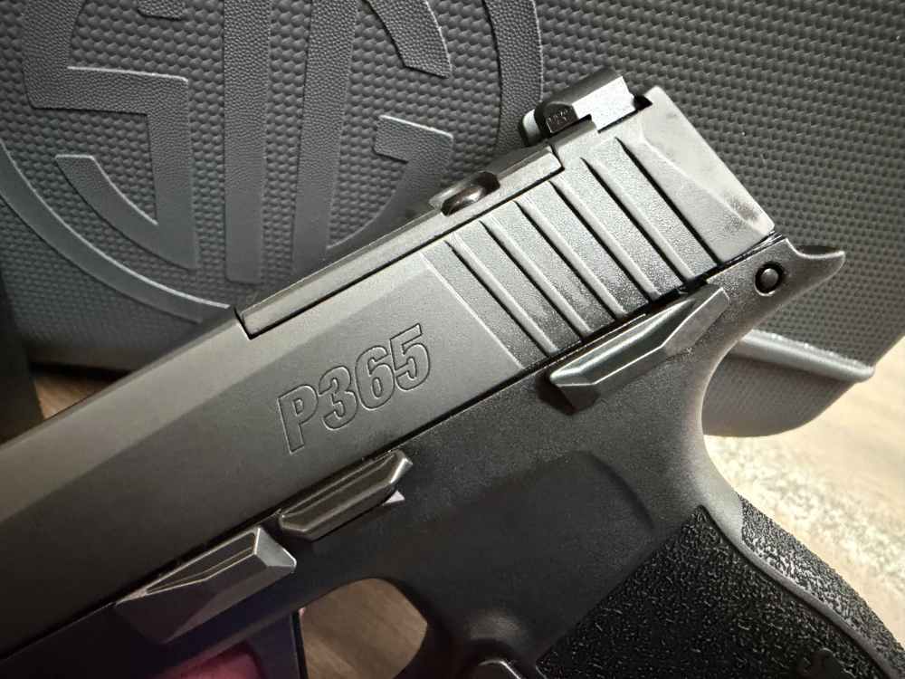 Sig Sauer P365XL Comp .380 ACP 3.1" Night Sights Optic Ready 12+1-img-4