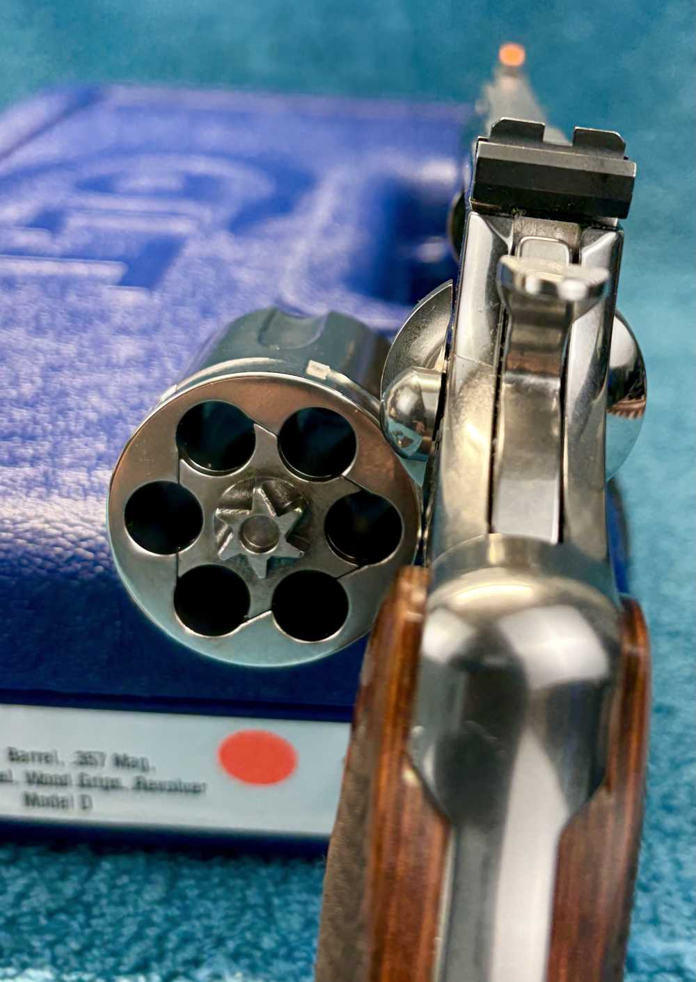 MAGNIFICENT COLT PYTHON high polish 4.25” barrel-img-28
