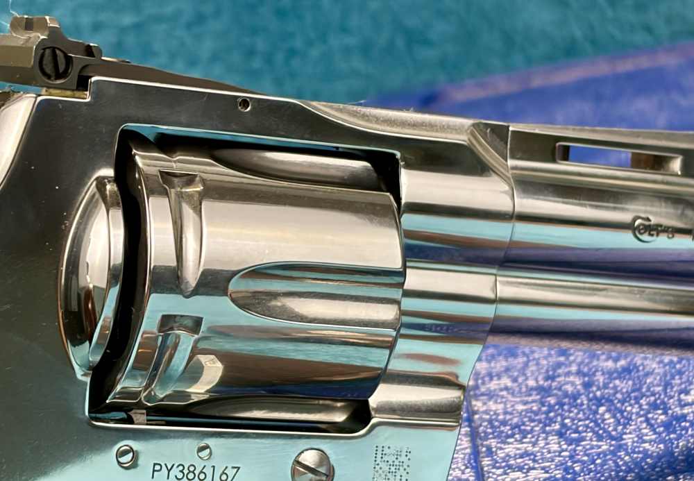 MAGNIFICENT COLT PYTHON high polish 4.25” barrel-img-11