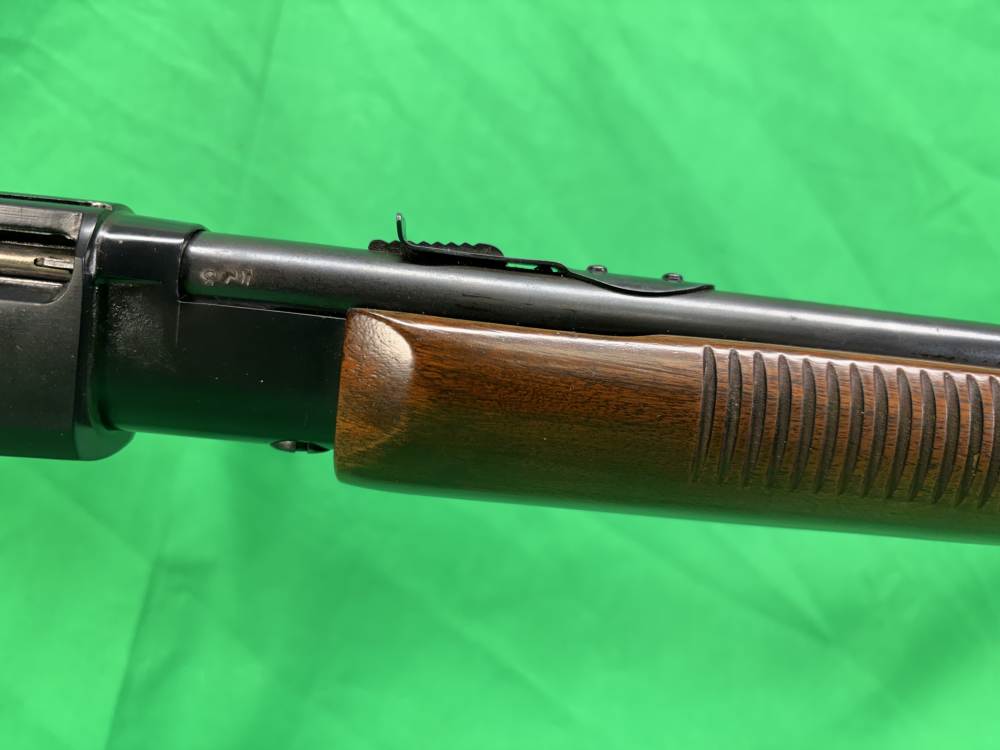 Remington 572 Fieldmaster .22 LR Pump Action Rifle 23.5” Barrel-img-6