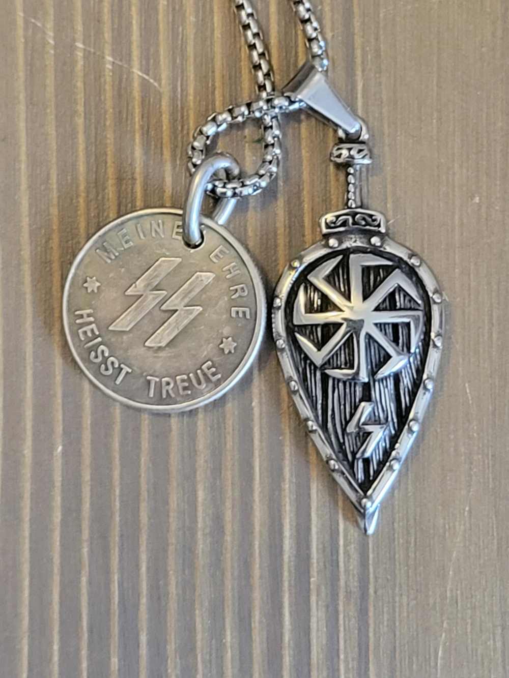 WWII German SS Schilling & Repo Pendant-img-0