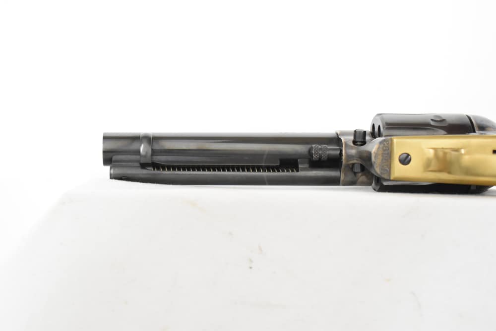 Stoeger Uberti 1873 Single action cowboy style  .22LR revolver -img-8