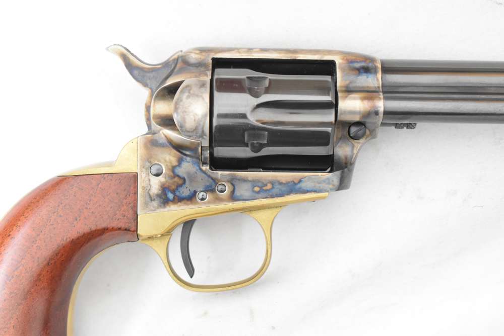 Stoeger Uberti 1873 Single action cowboy style  .22LR revolver -img-3