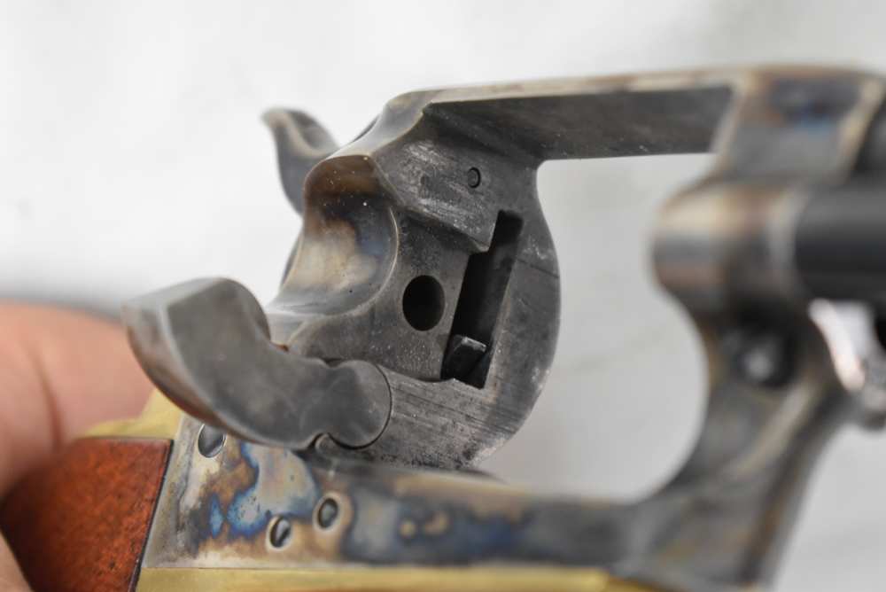 Stoeger Uberti 1873 Single action cowboy style  .22LR revolver -img-25