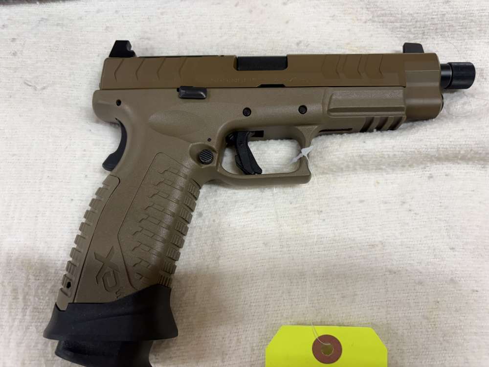 USED SPRINGFIELD XDME 9 MM-img-2