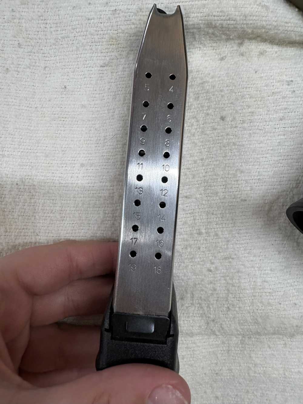USED SPRINGFIELD XDME 9 MM-img-4