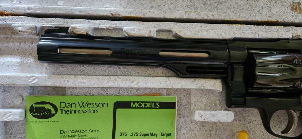 RARE Dan Wesson 375-V8S .375 SuperMag 8" MONSON Box Tool Papers EXCEPTIONAL-img-23