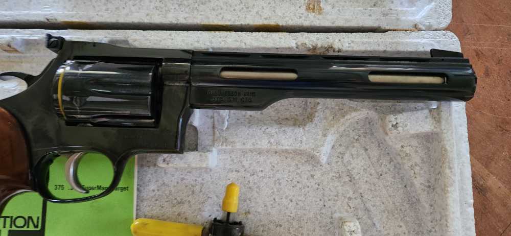 RARE Dan Wesson 375-V8S .375 SuperMag 8" MONSON Box Tool Papers EXCEPTIONAL-img-22