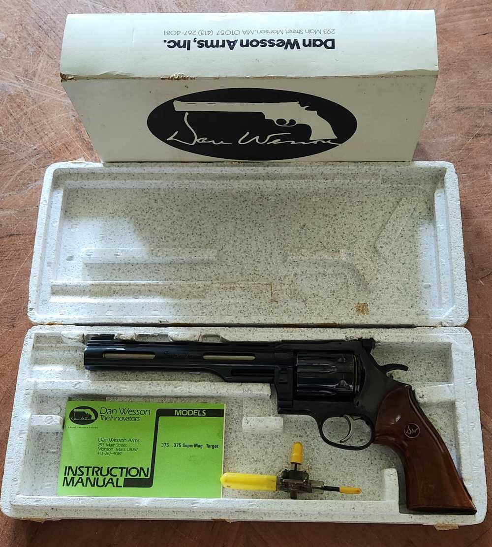 RARE Dan Wesson 375-V8S .375 SuperMag 8" MONSON Box Tool Papers EXCEPTIONAL-img-0