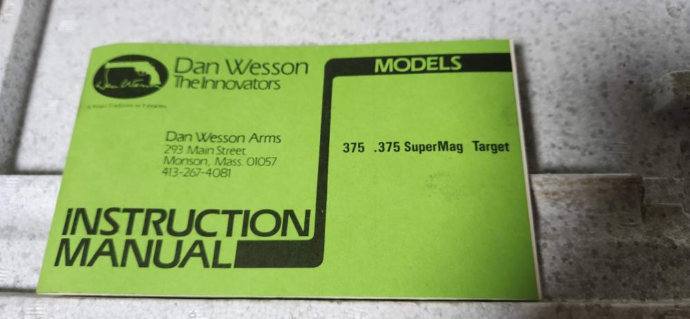 RARE Dan Wesson 375-V8S .375 SuperMag 8" MONSON Box Tool Papers EXCEPTIONAL-img-26