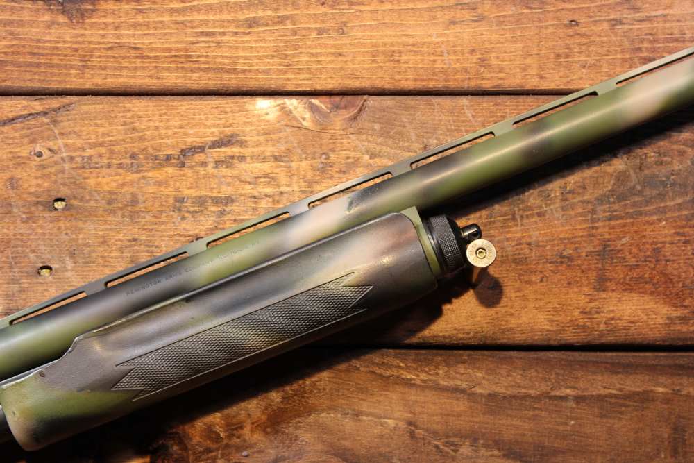 Remington 870 Super Mag 12 ga 3.5" bbl 25" bbl Painted-img-5
