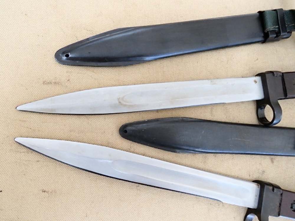 2 Bulgarian AK-47 Rifle Bayonet & Scabbard for Milled Receiver AK47-img-5