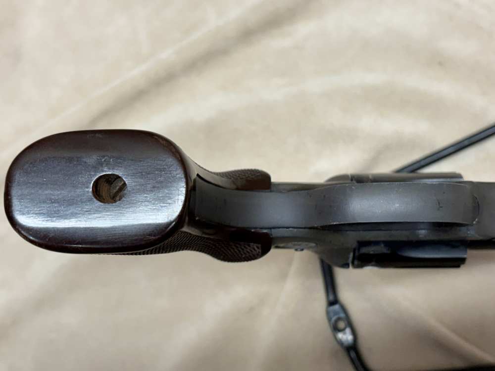 High Standard Model R-101 22LR 9 Shot Revolver-img-10