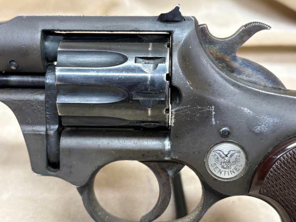High Standard Model R-101 22LR 9 Shot Revolver-img-7