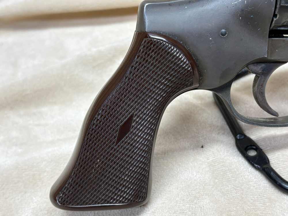 High Standard Model R-101 22LR 9 Shot Revolver-img-2