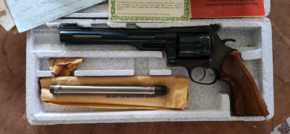 Dan Wesson Model 40 .357 Maximum SuperMag 8" Monson Box Extra Barrel Papers-img-1