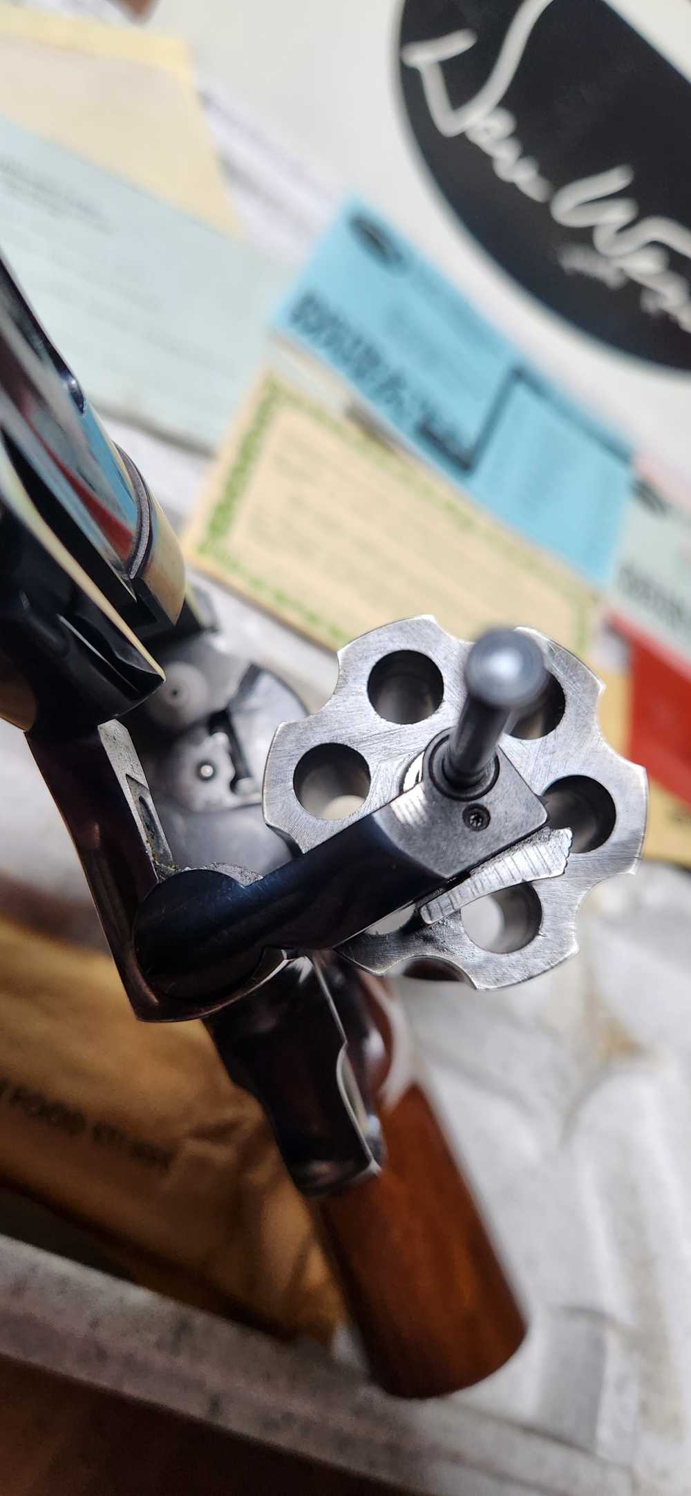 Dan Wesson Model 40 .357 Maximum SuperMag 8" Monson Box Extra Barrel Papers-img-22