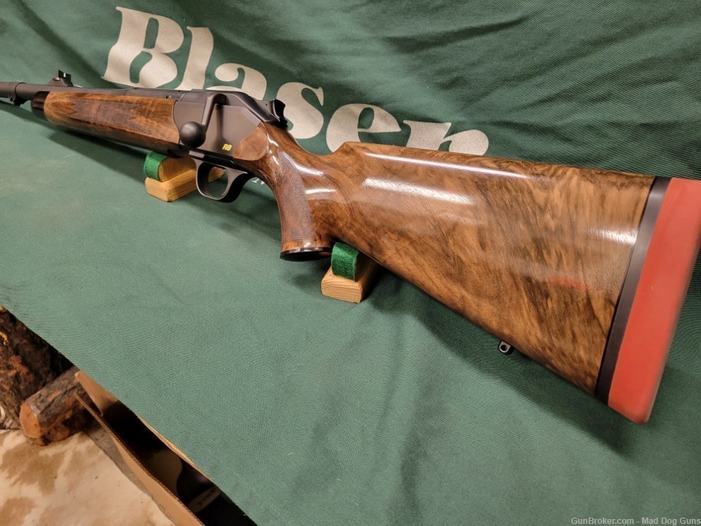 BLASER R8 KILOMBERO, LEFT HAND, ANY CALIBER. GRADE 7 WOOD.-img-8