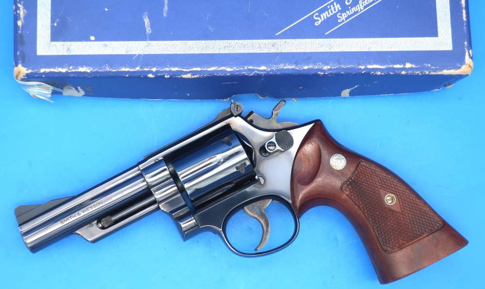 Smith & Wesson Model 19 (no dash) 357 Combat Magnum ca. 1960 Excellent!-img-1