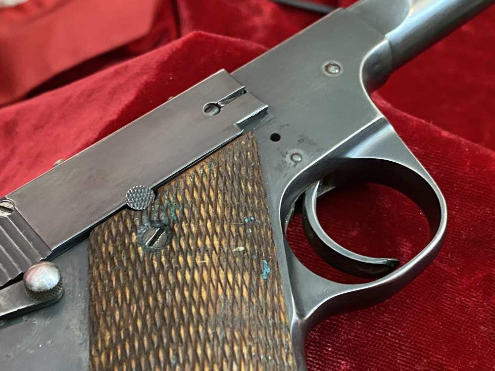 High Standard H-D Military 6.75" Barrel .22 LR New Haven Production 1947-img-21
