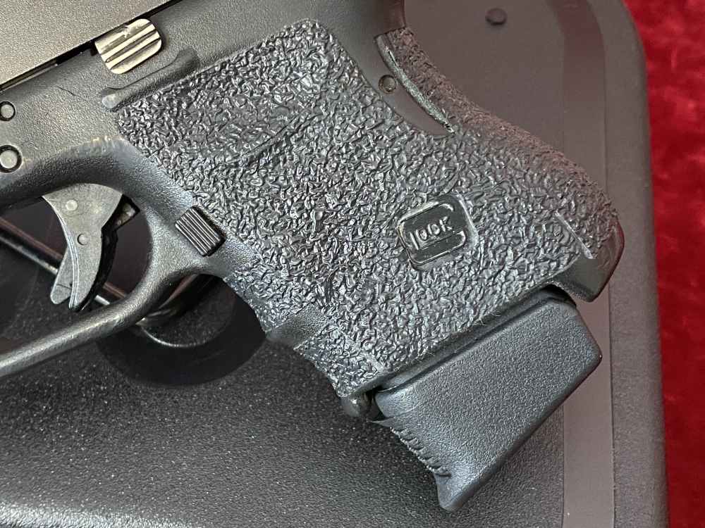 Glock 27 Gen3 .40 S&W 3 Magazines Pearce Extensions -img-4
