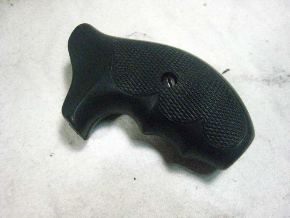 Craig Spegel Design Uncle Mike's S&W J Frame Rubber Grip-img-1