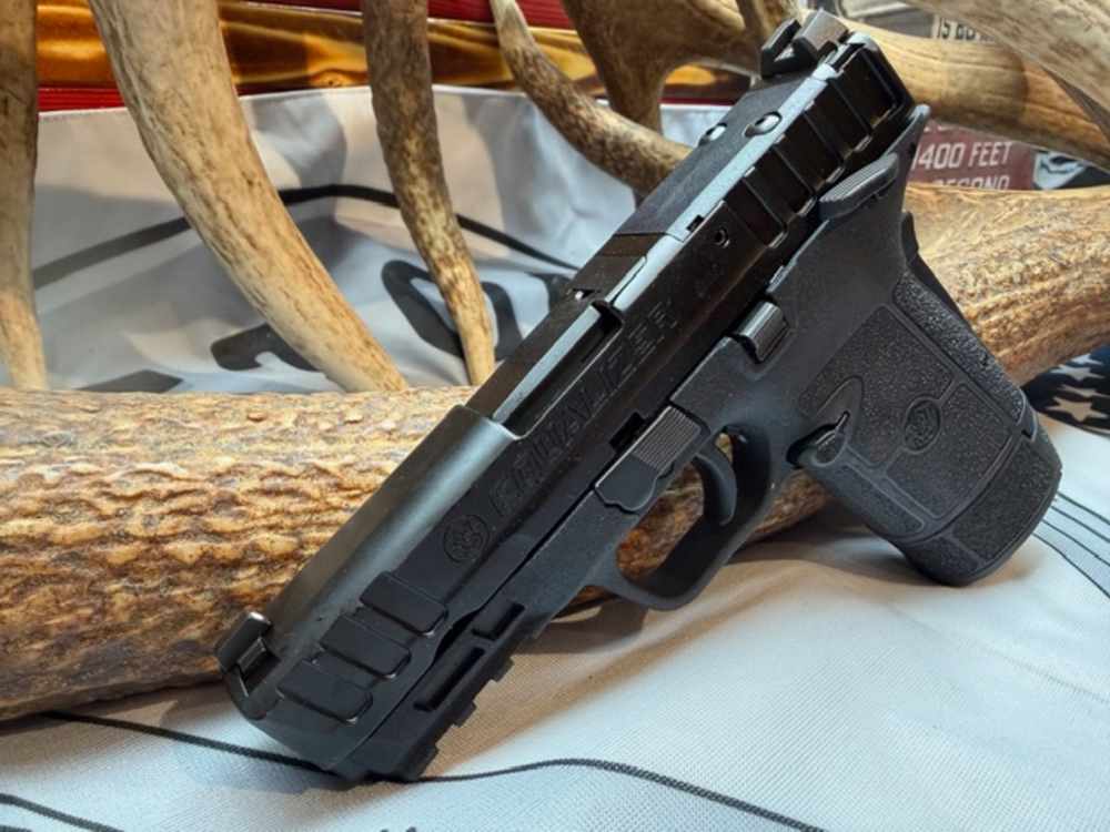 Smith and Wesson Equalizer 9mm Semi-Auto Pistol-img-7