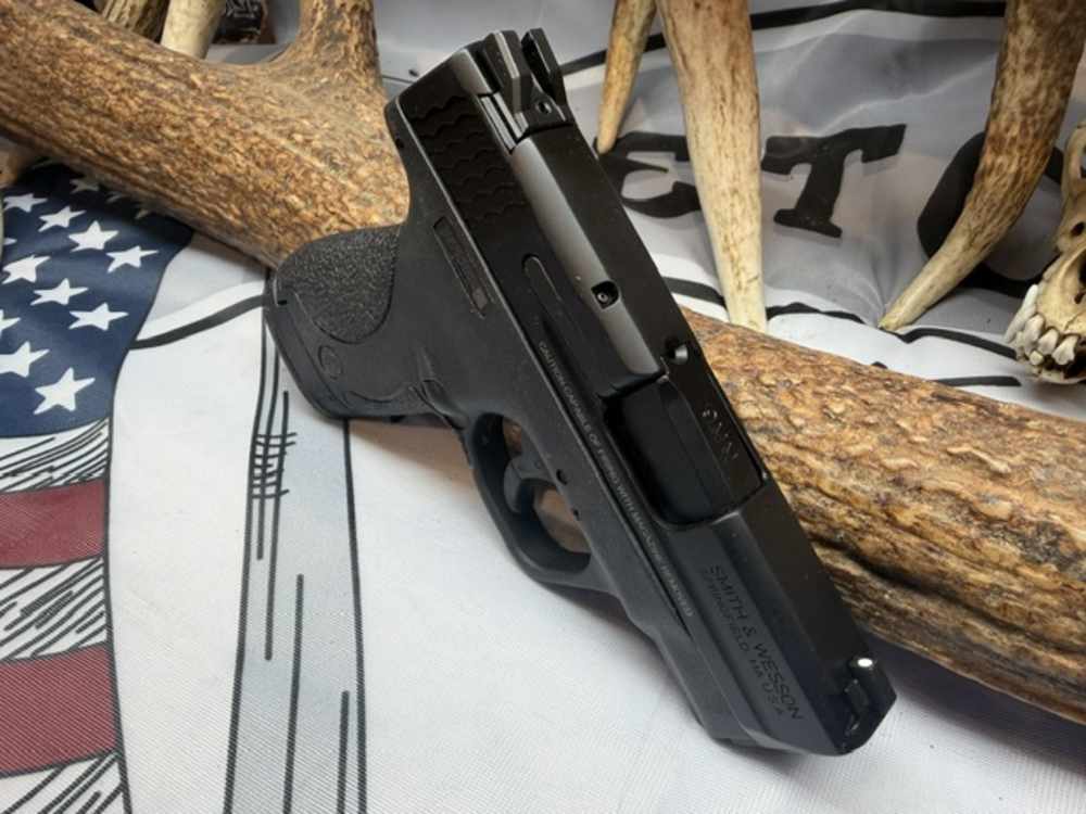 Smith and Wesson M&P9 Shield Bug Out Bag Bundle-img-6