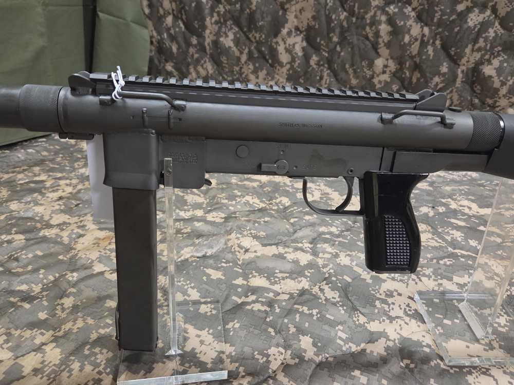 Smith & Wesson Mod 76 SMG, FULLY TRANSFERABLE Model 76 S&W Machine Gun!-img-11