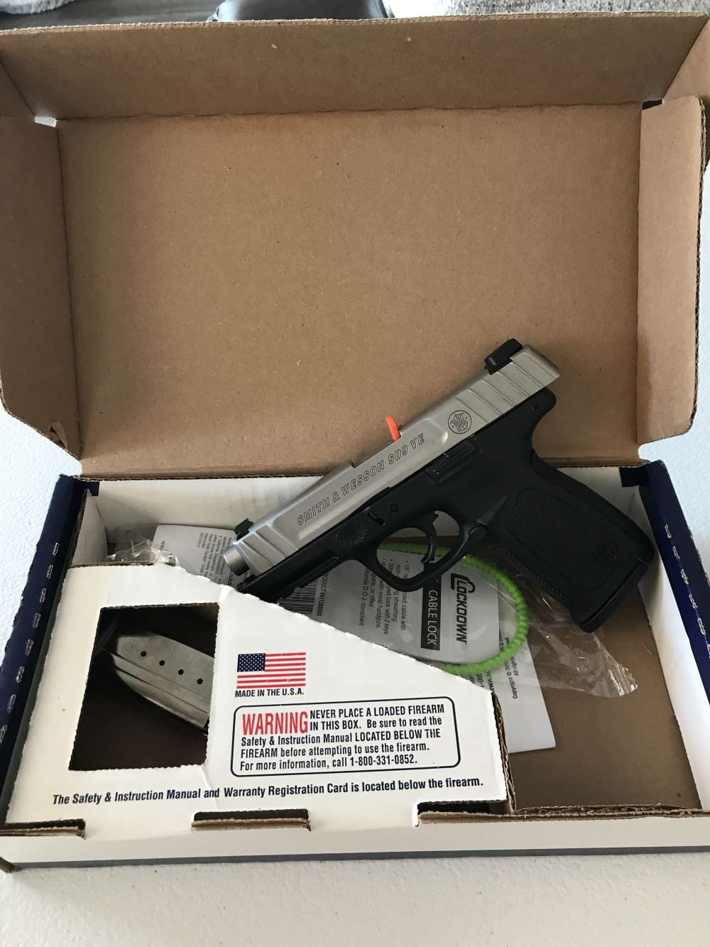 SMITH & WESSON SD9VE 9mm TWO TONE-img-0