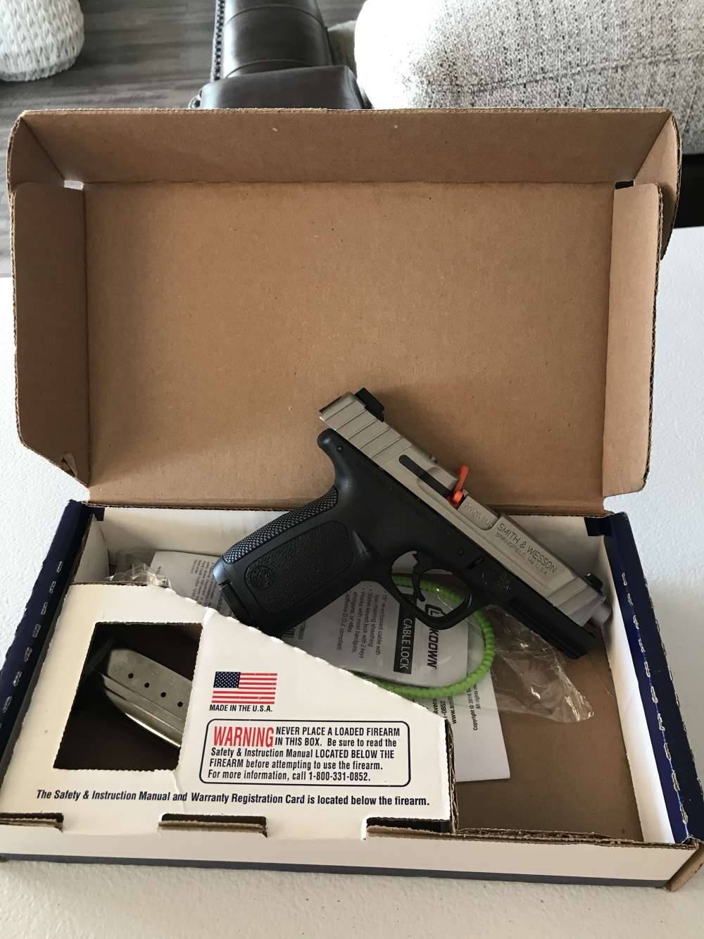 SMITH & WESSON SD9VE 9mm TWO TONE-img-1