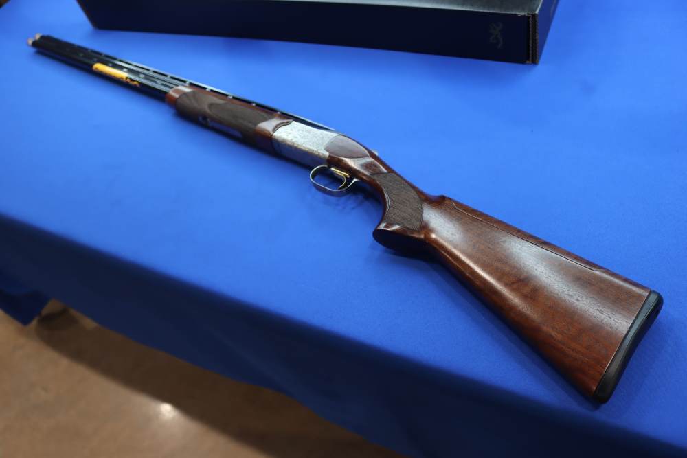 Browning CITORI 825 PRO SPORTING Shotgun 20GA 32" O/U 20 ADJ COMB Engraved -img-18