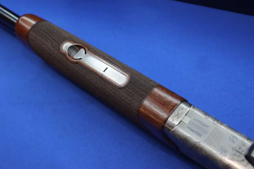 Browning CITORI 825 PRO SPORTING Shotgun 20GA 32" O/U 20 ADJ COMB Engraved -img-55