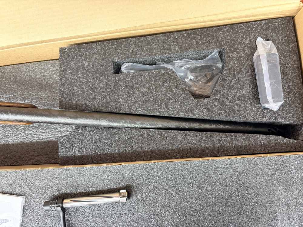 COOPER MONTANA HERITAGE RIFLE : Walnut - Proof Carbon Fiber Barrel -img-8